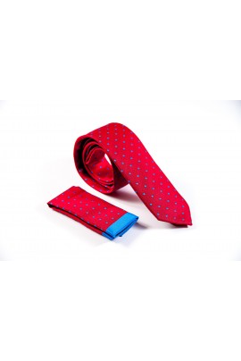 Regular κόκκινη γραβάτα με γαλάζιο μικροσχέδιο και μαντηλάκι